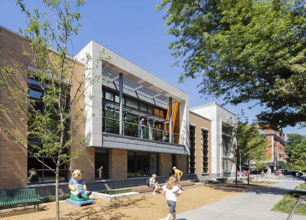 Cleveland Park Public Library - Perkins Eastman