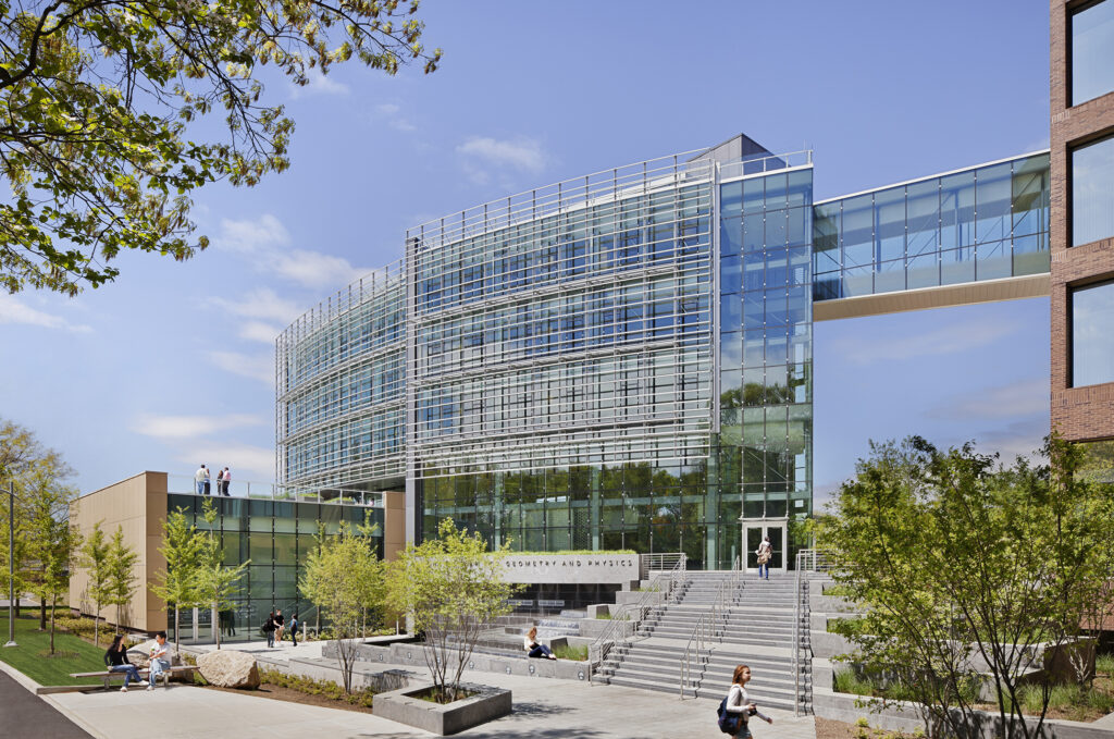 Stony Brook University: Simons Center for Geometry & Physics - Perkins ...