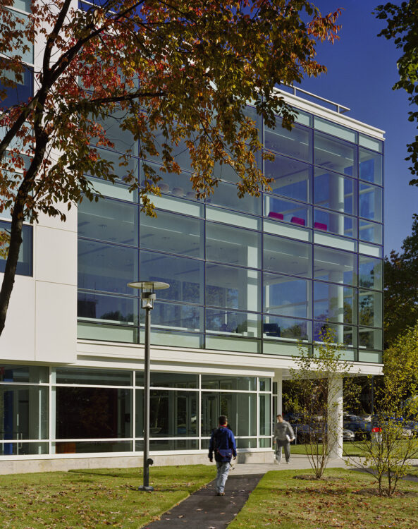 St. John's University: John J. DaSilva Academic Center - Perkins Eastman