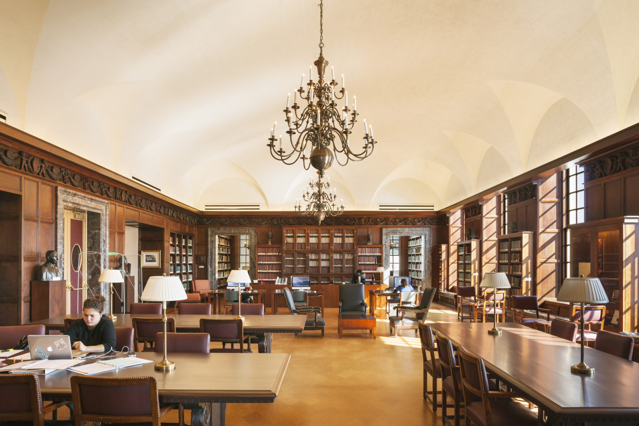 Rockefeller University Welch Hall Library - Perkins Eastman