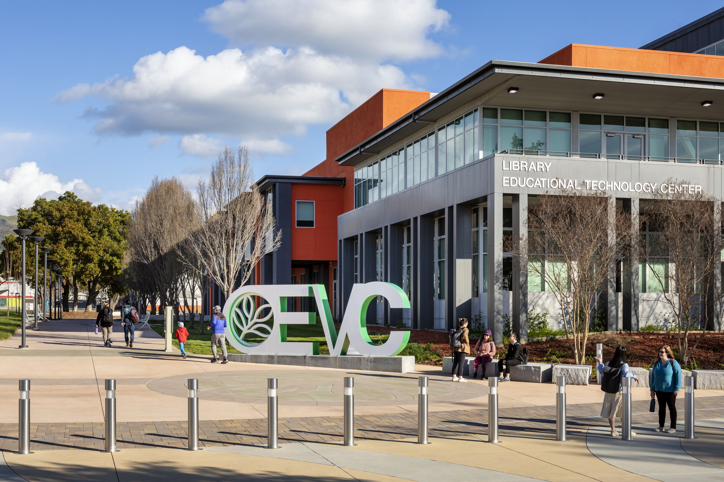 Entry plaza at Evergreen Valley College in San Jose, CA 